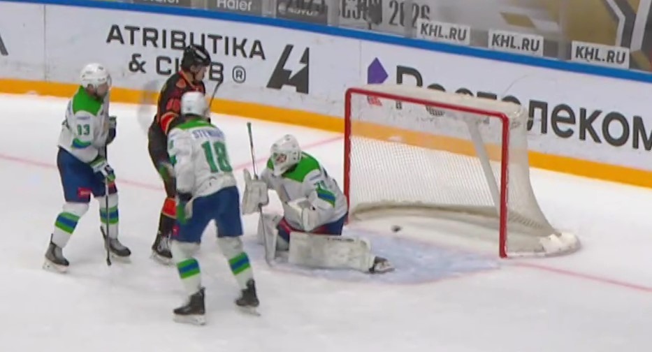 скриншот видео матча. скриншот видео матча.