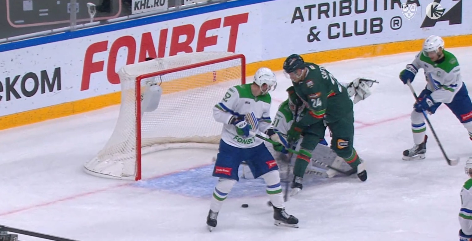 скриншот видео матча.