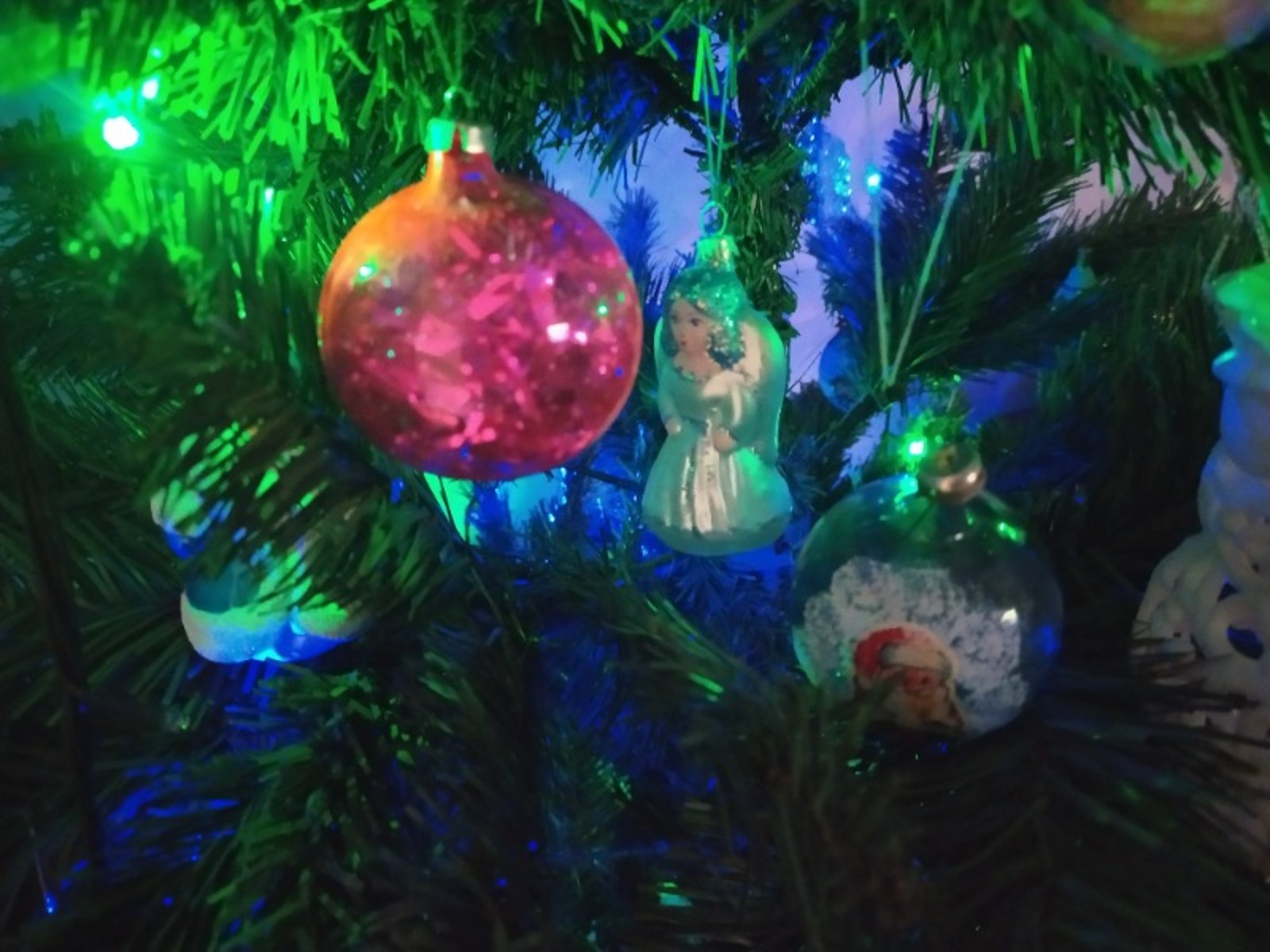 Васили Саитовой.