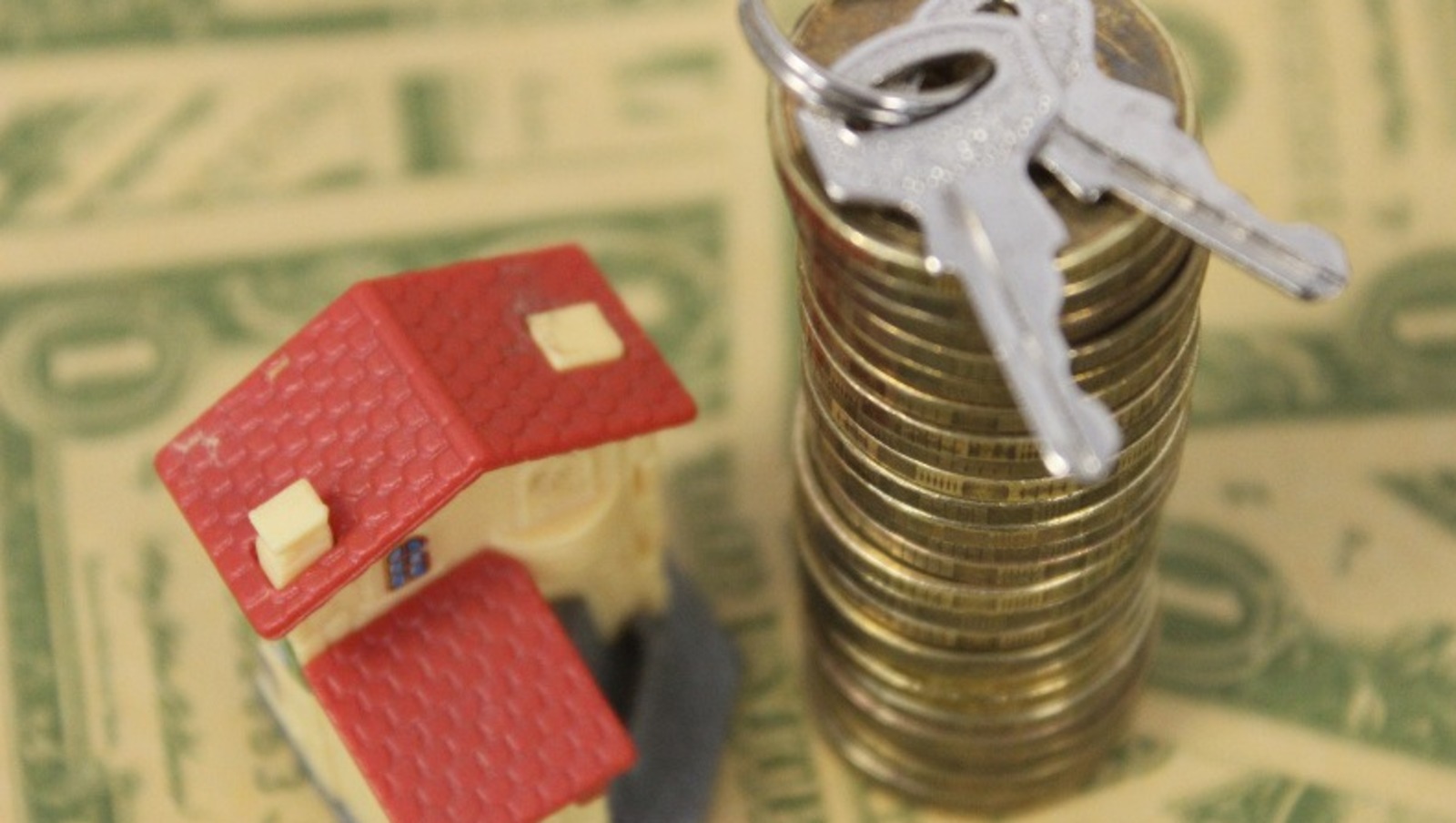 Мариуки Григораш.