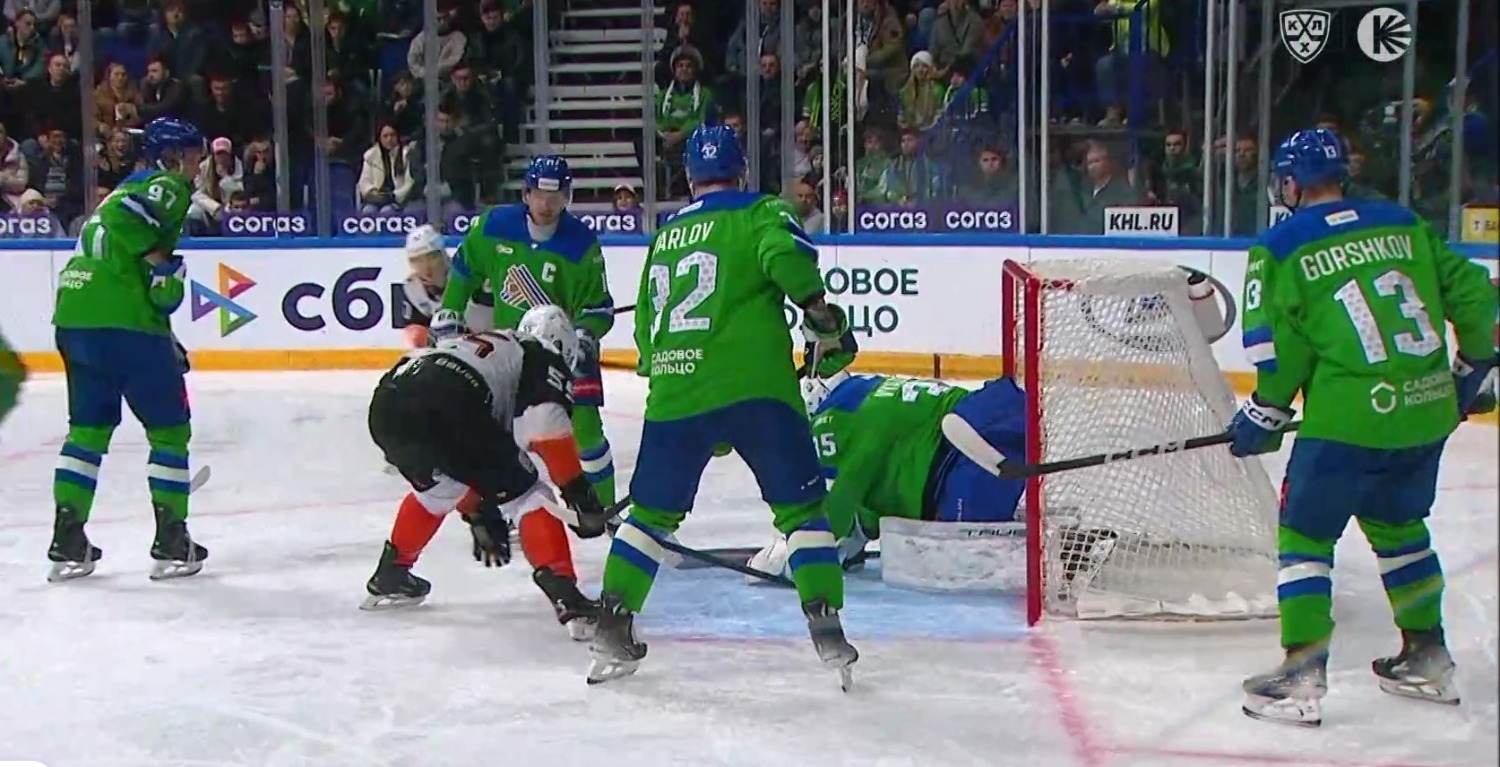 скриншот видео матча. скриншот видео матча.