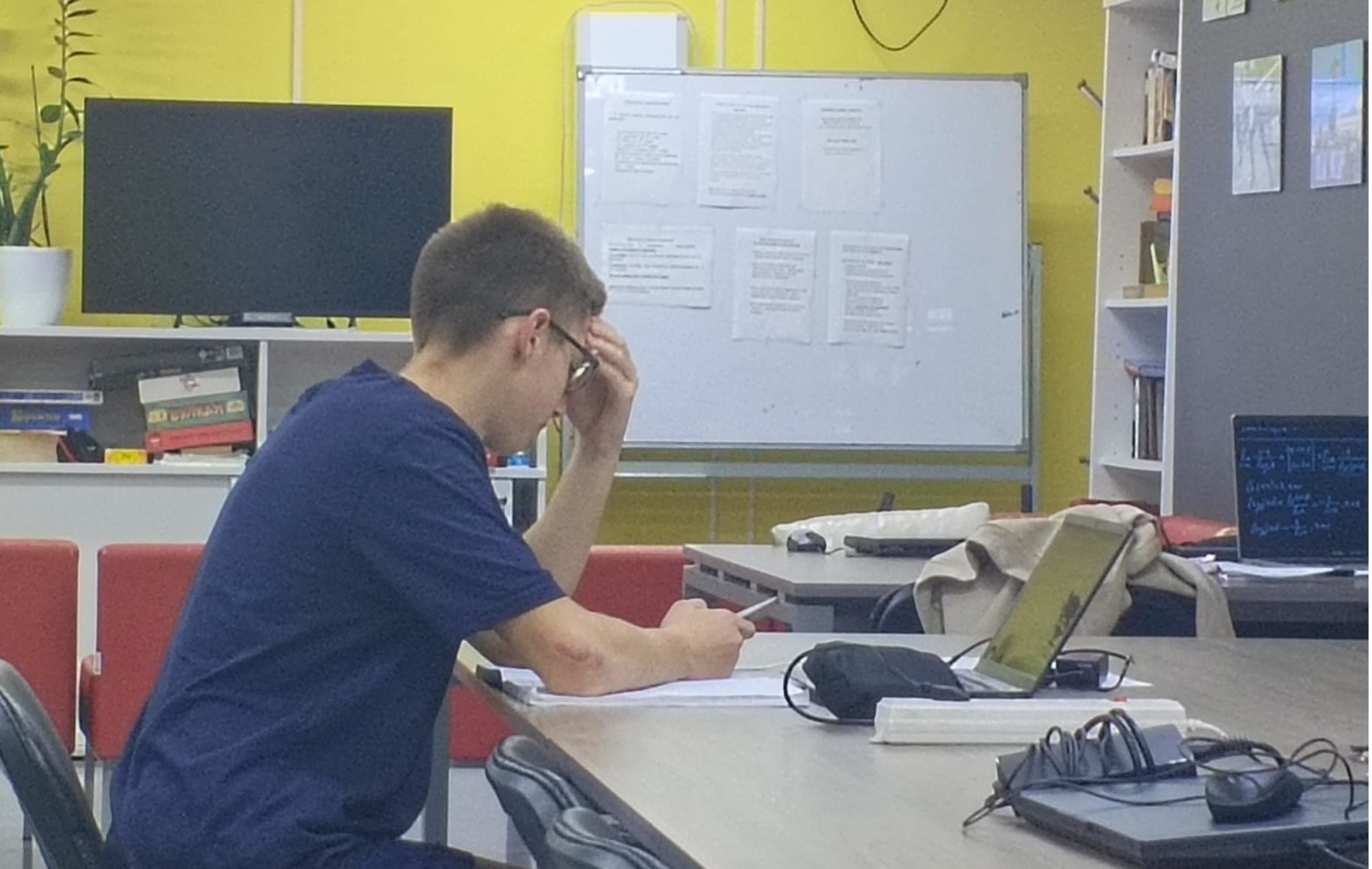 Евгении Сюткиной. "Общественная электронная газета".