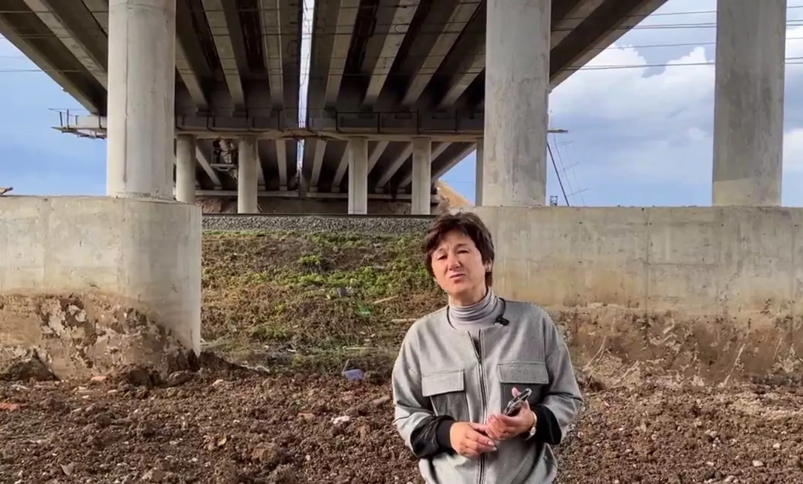 скриншот видео.