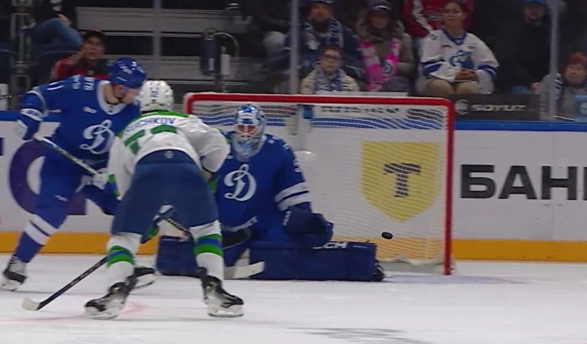 скриншот видео матча.