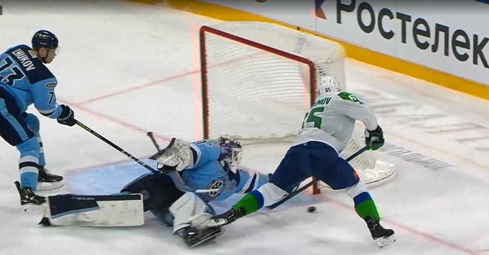 скриншот видео матча.