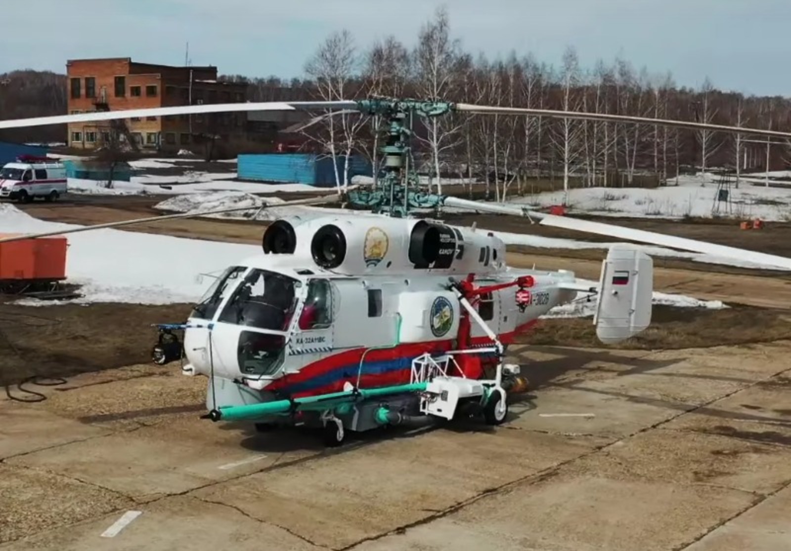 Скриншот видео со страницы Радия Хабирова в соцсетях.