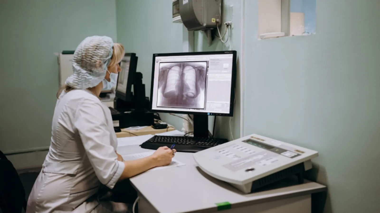 Фото со страницы Радия Хабирова в соцсетях.