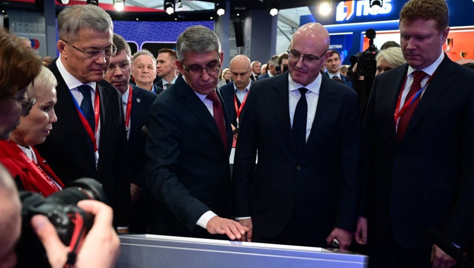 со страницы Радия Хабирова в соцсетях. Vk, личная страница Радия Хабирова.