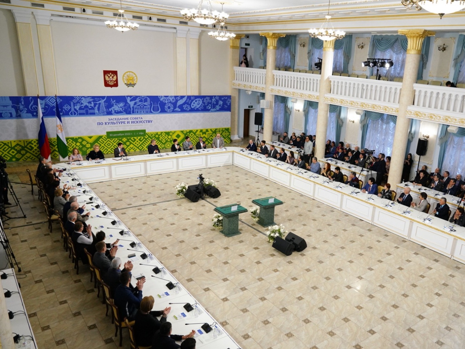 Олега Яровикова.