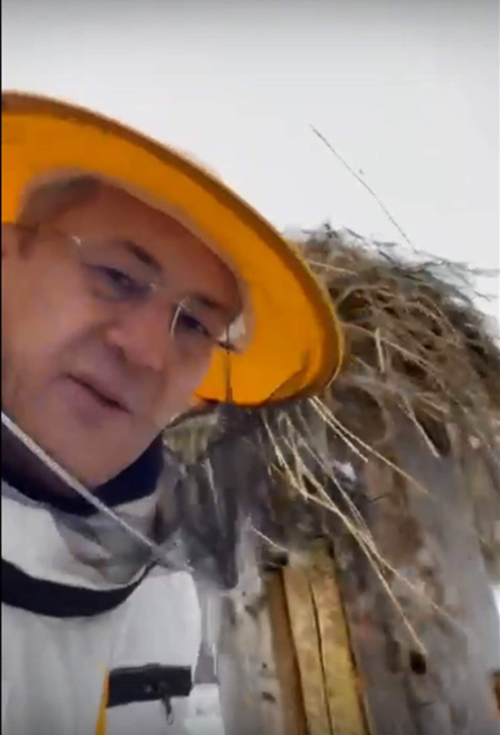 скриншот видео со страницы Радия Хабирова в соцсетях.