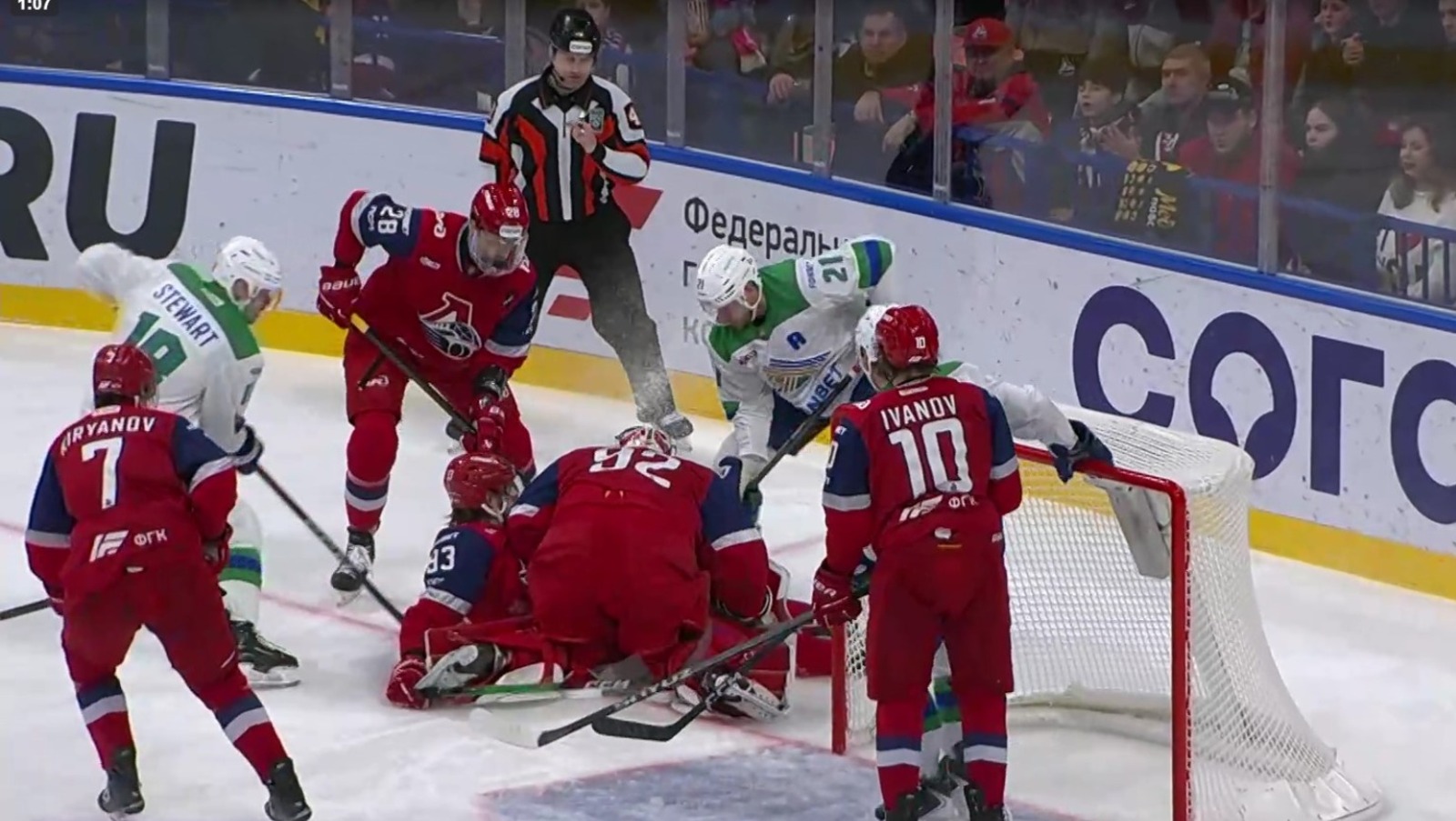 скриншот видео матча. скриншот видео матча.