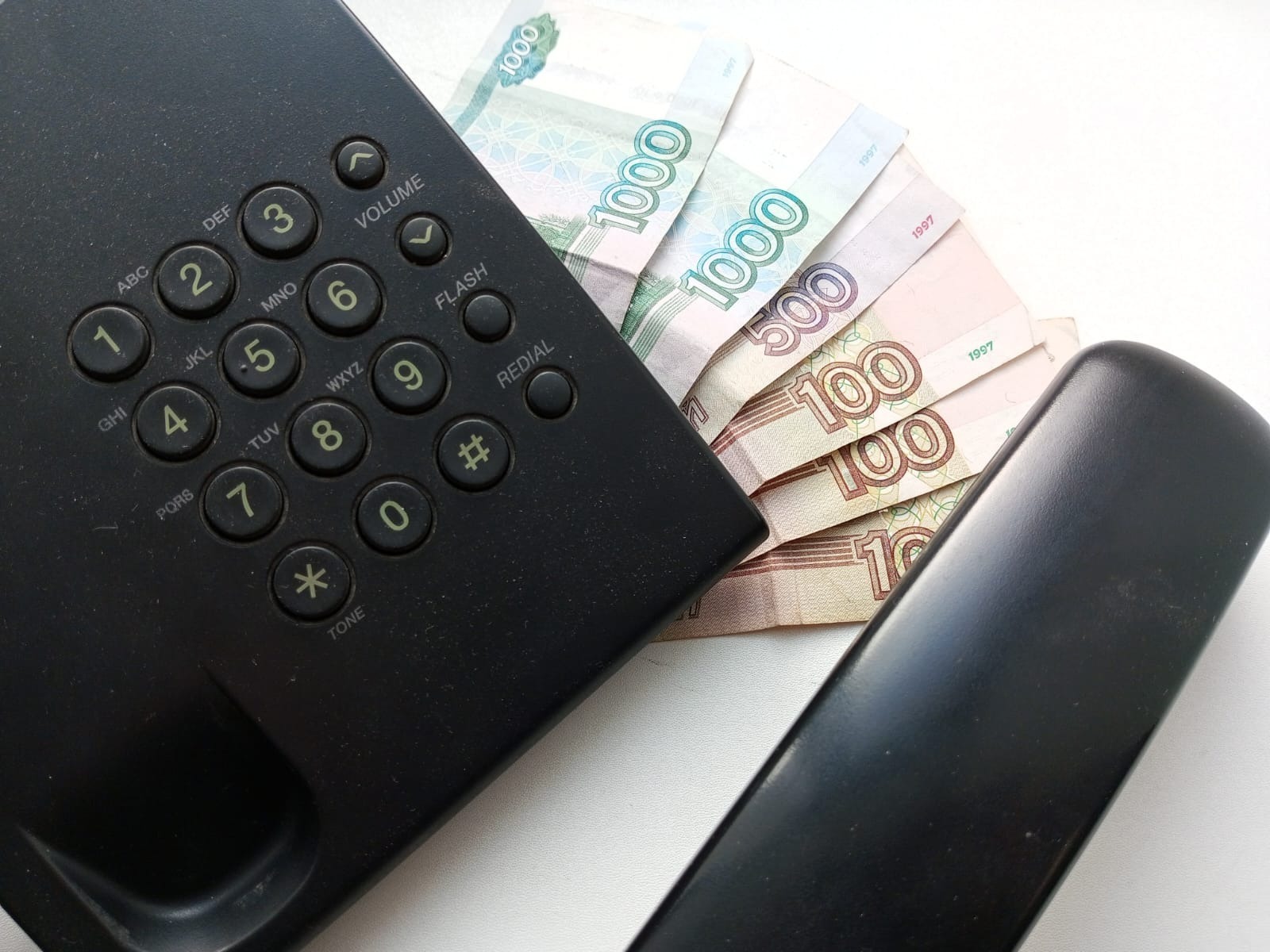 Евгении Сюткиной.