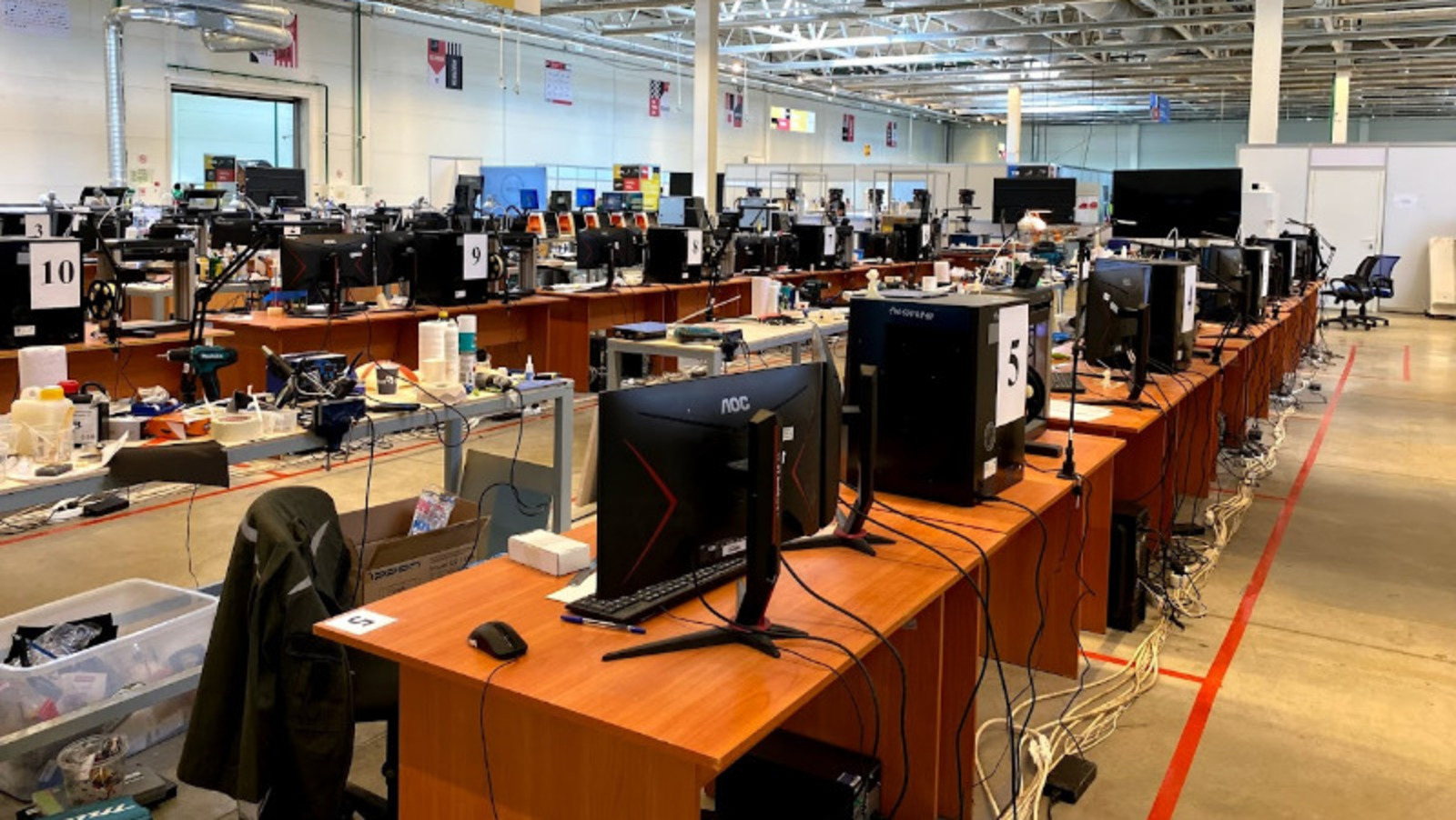 Елены Колоколовой.