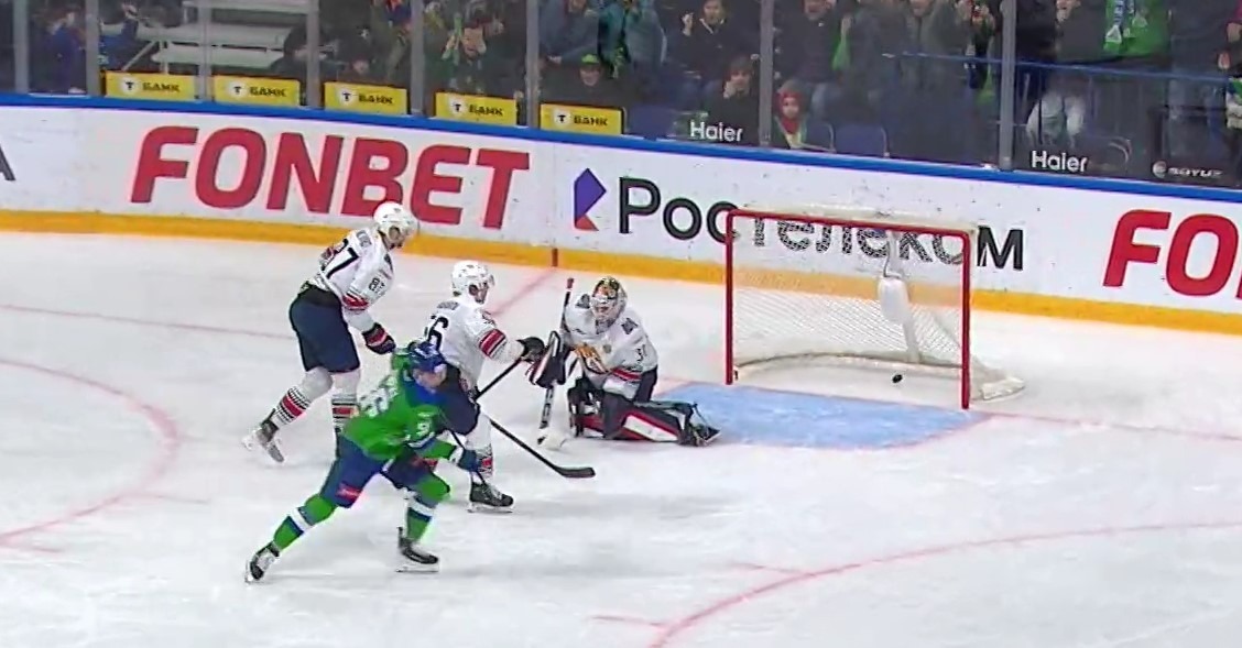 скриншот видео матча. скриншот видео матча.