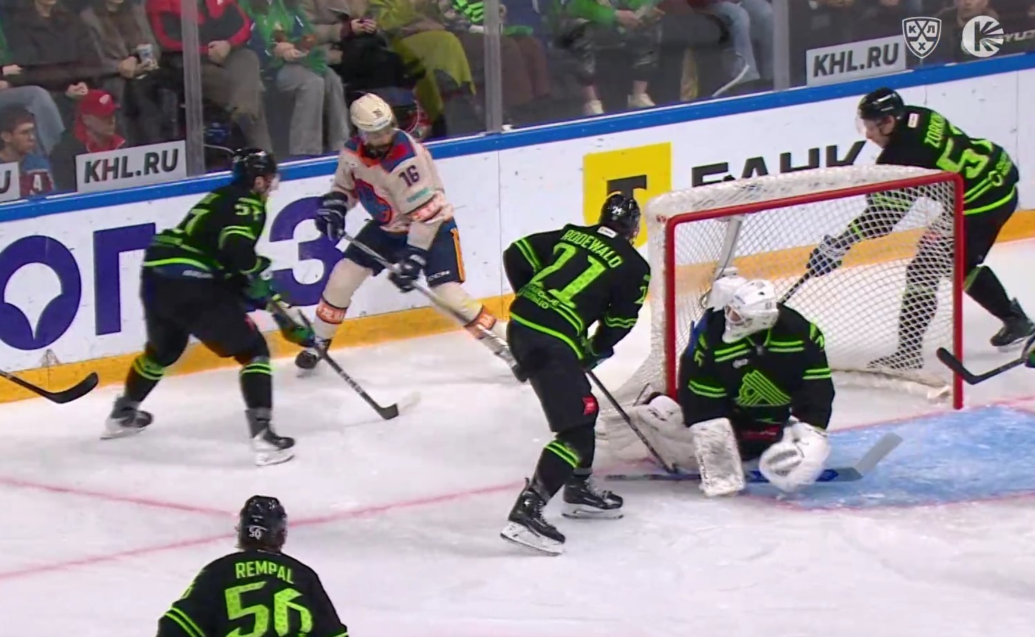 скриншот видео матча. скриншот видео матча.