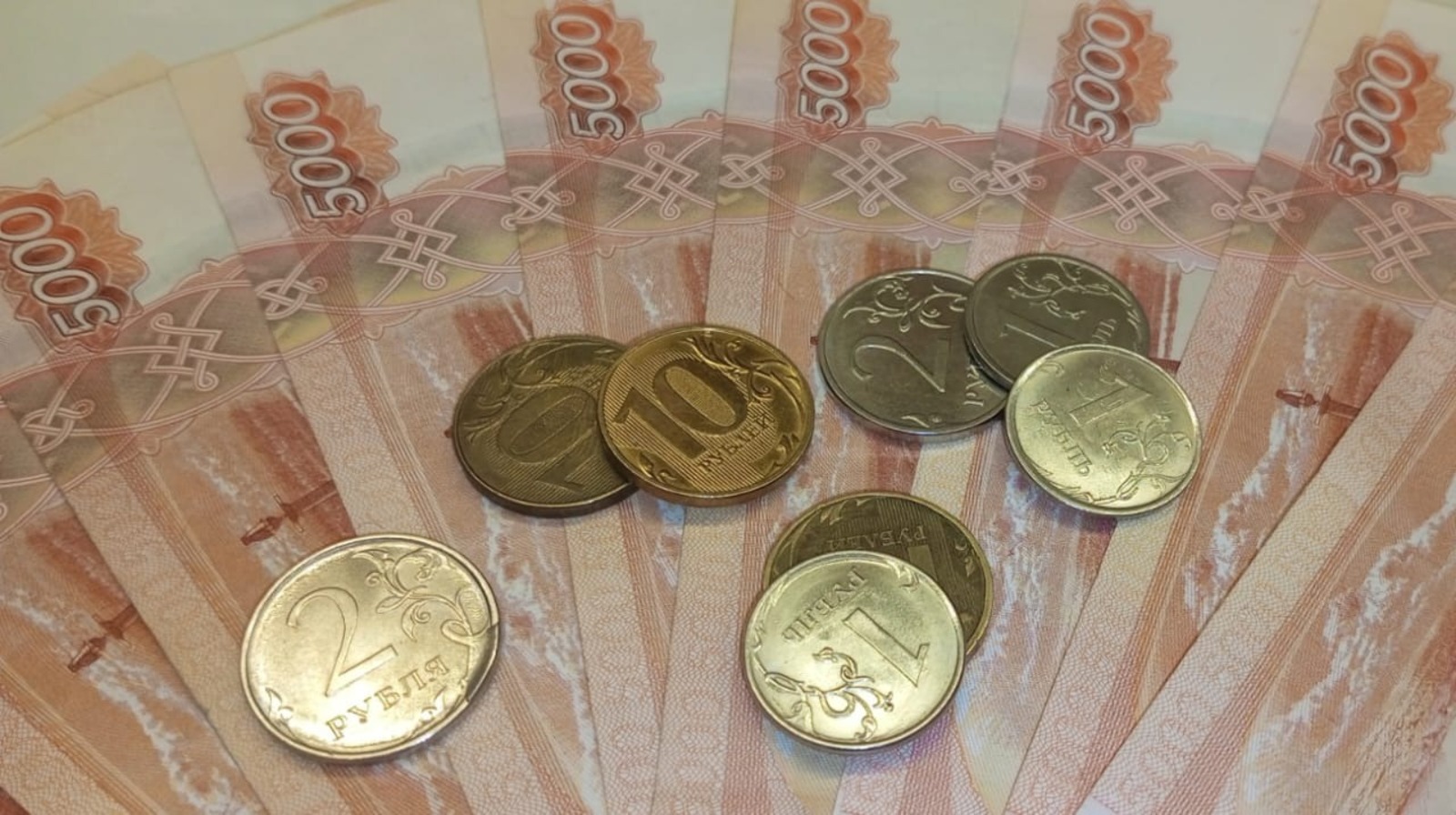 Евгении Сюткиной.