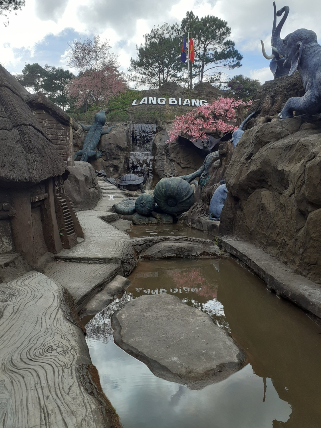 Владимира Шакиева. «Общественная электронная газета».