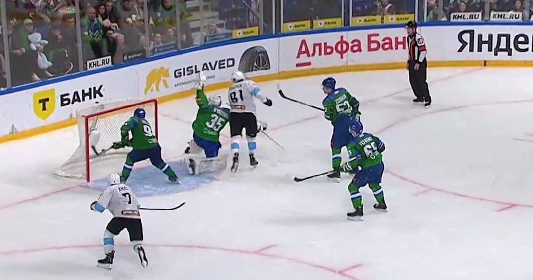 скриншот видео матча. скриншот видео матча.